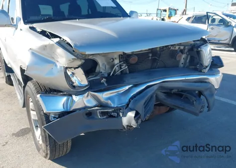 2000 Toyota 4Runner Sr5 V6 z USA, uszkodzony, nr VIN JT3GN86R8Y0179490